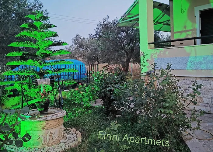 Studio Apartments Eirini