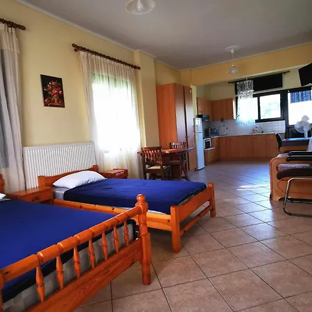 Studio Apartments Eirini Pyrgi Thermis Exterior foto