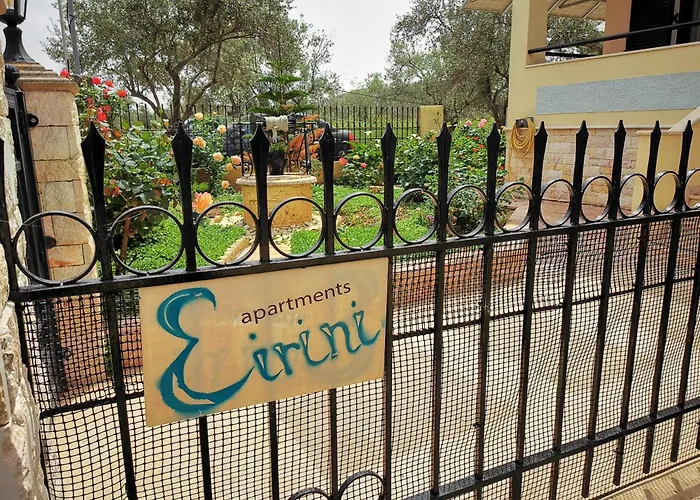 Studio Apartments Eirini